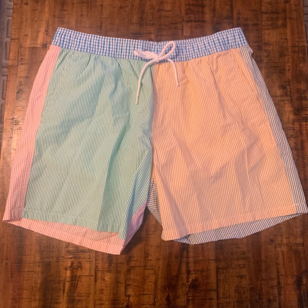 Jcrew seersucker multi-color swim trunk - size large - NWT